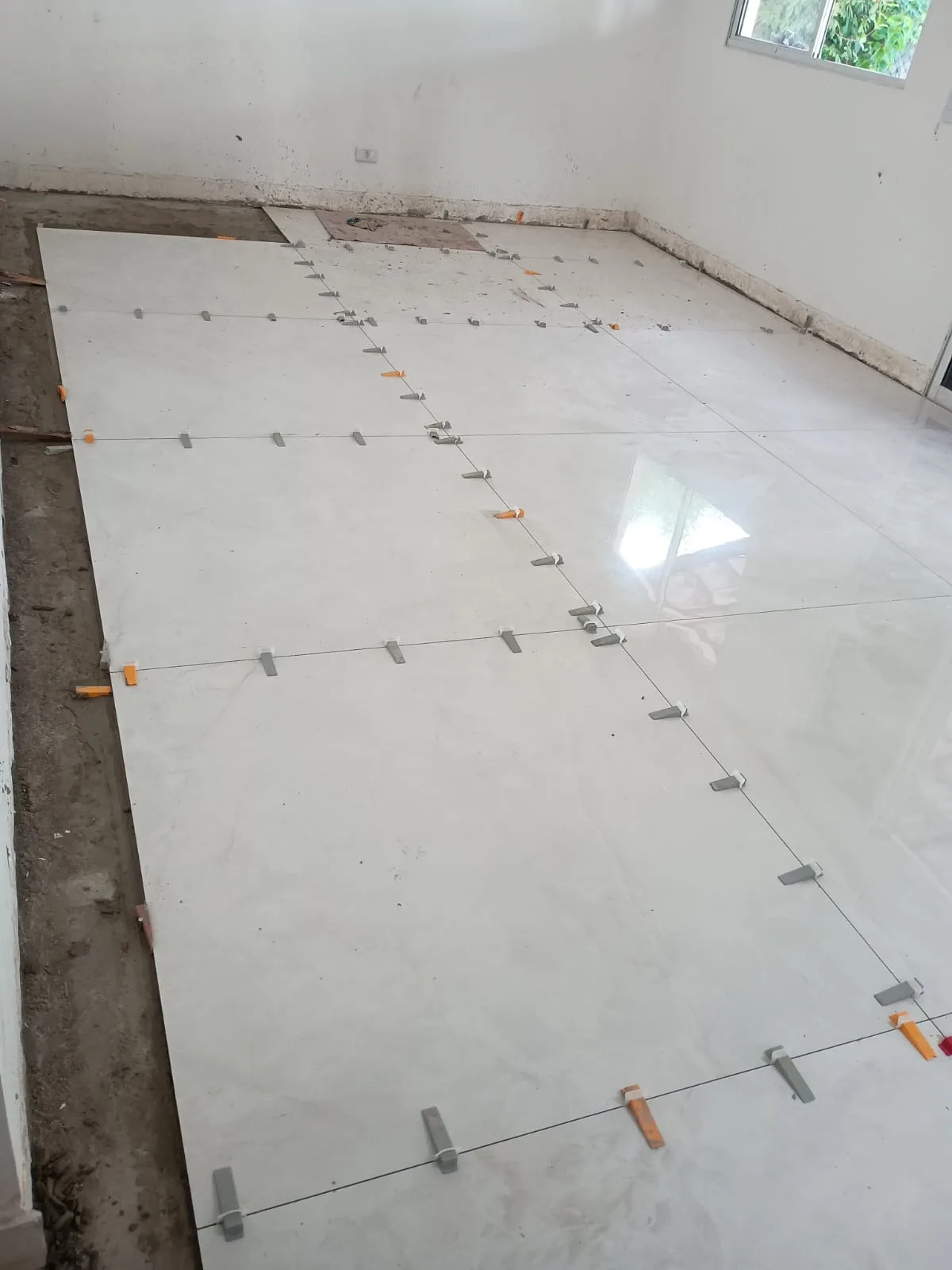 Instalação de piso interno por Carlos Pessoa em Sao Paulo - SP