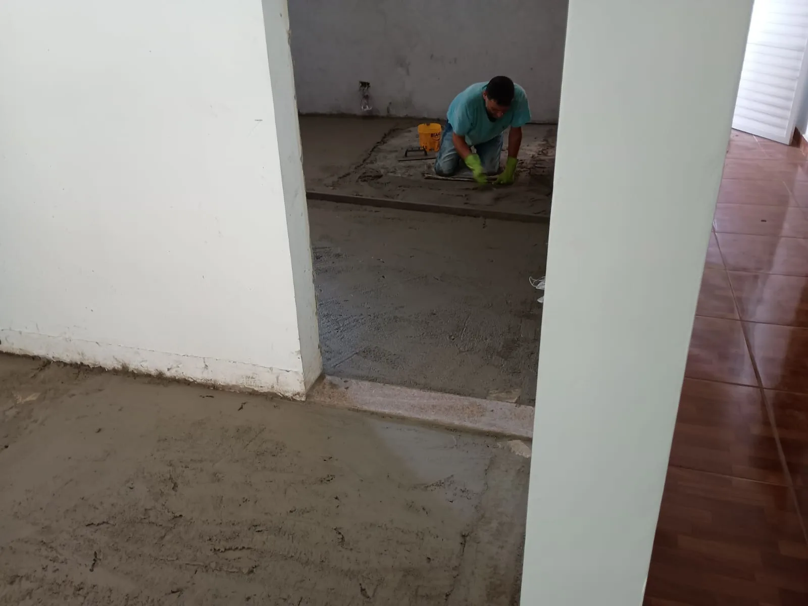 Instalação de piso interno por Carlos Pessoa em Sao Paulo - SP
