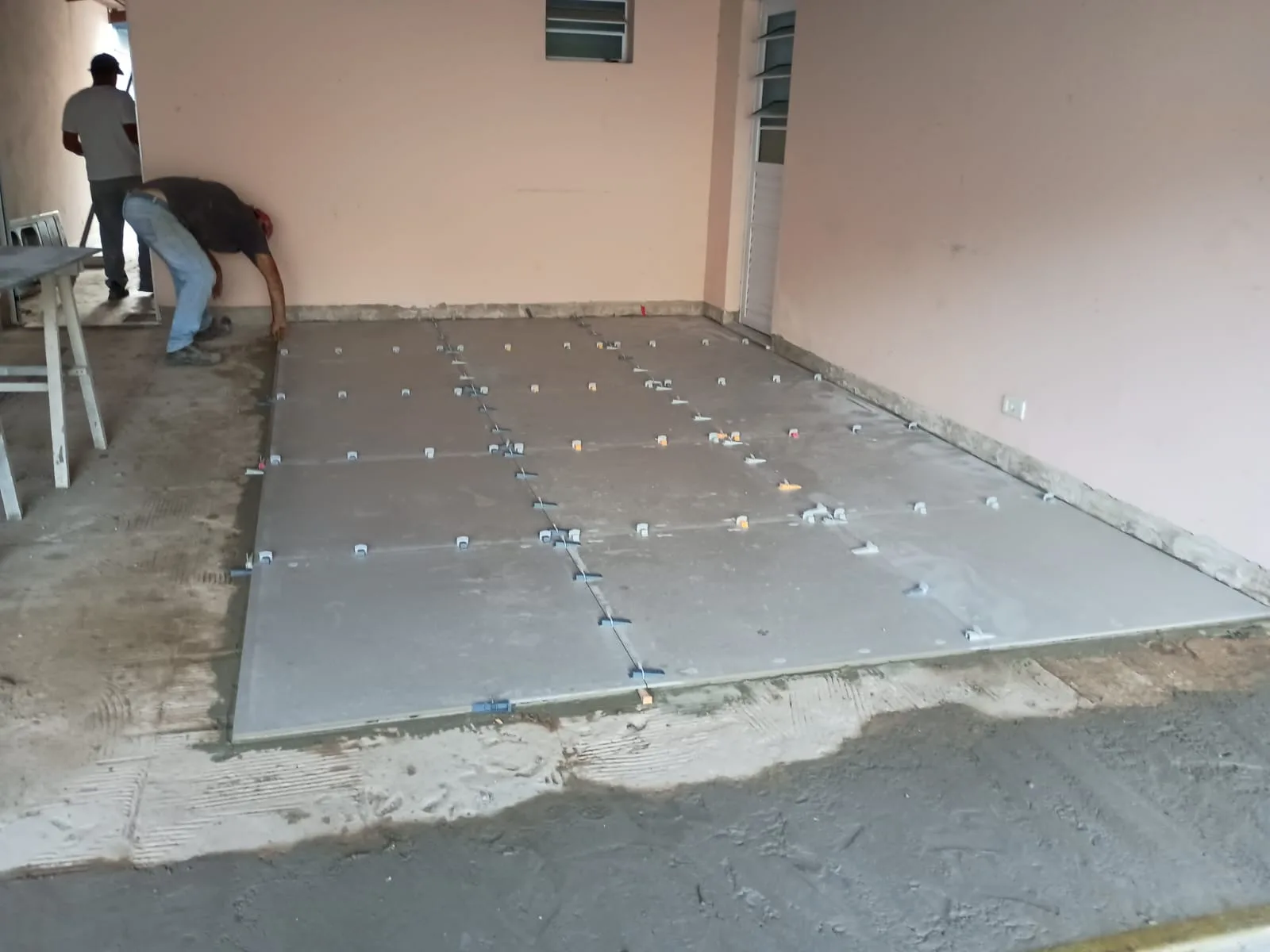 Instalação de piso externo por Carlos Pessoa em Sao Paulo - SP